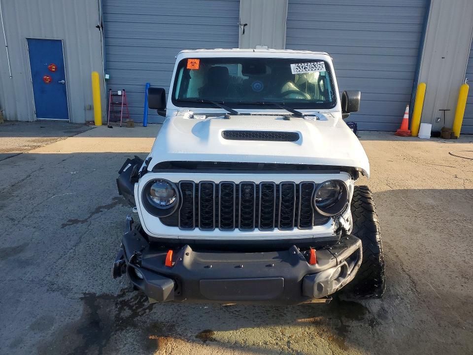 2024 Jeep Gladiator VIN 1C6JJTEG2RL116005 COPART salvage auction — FRONT END, Tn - Certificate Of Title, sold $13,800 on 2026-07-09 (photo 5)