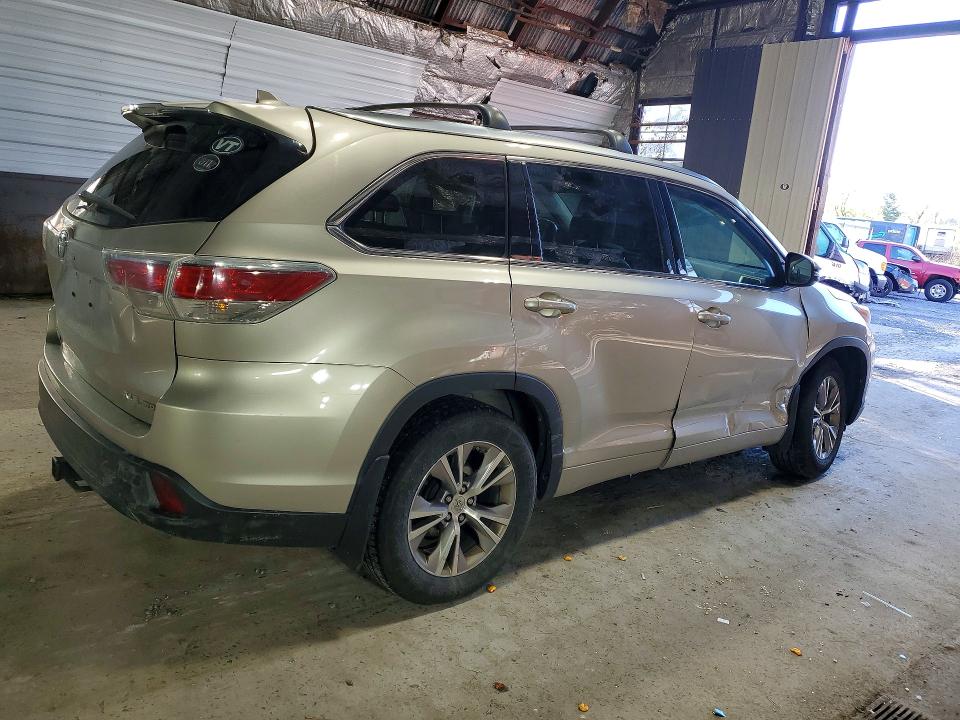 2014 Toyota Highlander VIN 5TDJKRFH8ES060645 COPART salvage auction — FRONT END, Ma - Cert Of Title-Reconstrctd Coll, sold $2,200 on 2026-07-27 (photo 3)