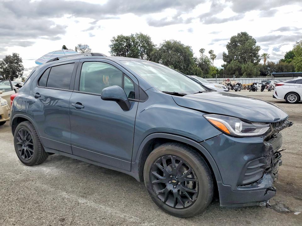 2022 Chevrolet Trax VIN KL7CJLSM4NB566666 COPART salvage auction — FRONT END, Ca - Salvage Certificate, sold $1,000 on 2026-07-24 (photo 4)