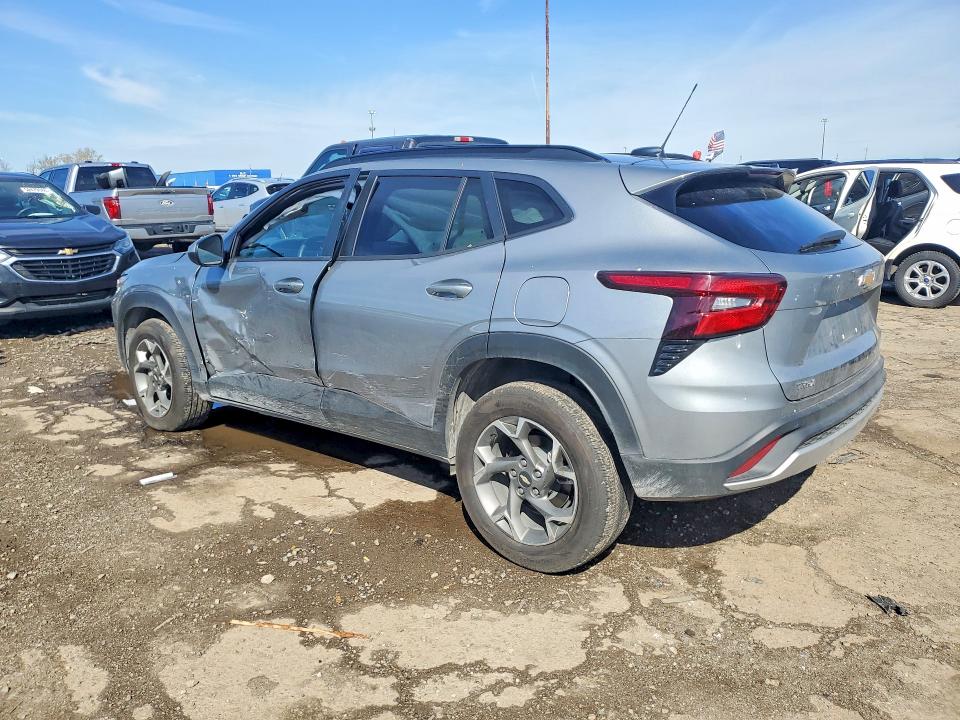 2025 Chevrolet VIN KL77LHEP5SC312033 COPART salvage auction — SIDE, Mi - Cert Of Title-Salvage Vehicle, sold $6,700 on 2026-07-17 (photo 2)