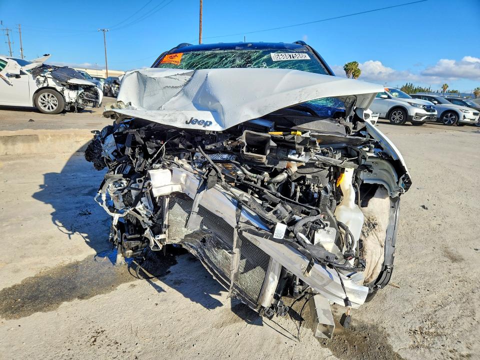 2025 Jeep Compass VIN 3C4NJDCNXST510136 COPART salvage auction — FRONT END, Ca - Salvage Certificate, sold $650 on 2026-07-10 (photo 5)