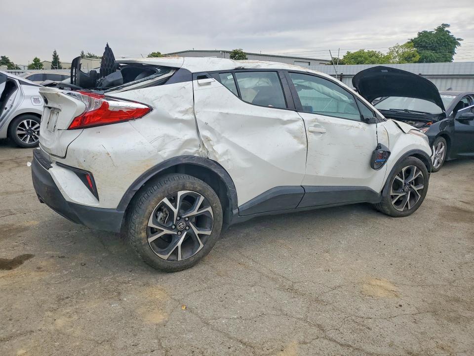 2021 Toyota C-hr VIN NMTKHMBX9MR133389 COPART salvage auction — ROLLOVER, Ca - Salvage Certificate, sold $1,450 on 2026-07-17 (photo 3)