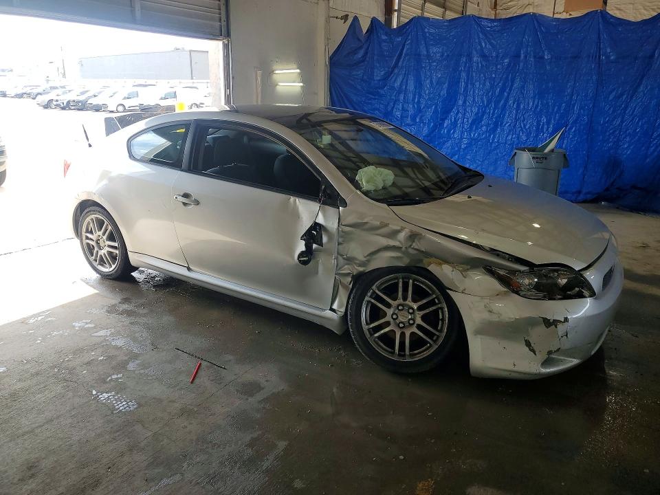 2005 Scion Tc VIN JTKDE177650054091 COPART salvage auction — SIDE, Ky - Cert Of Title-Salvage, sold $750 on 2026-08-24 (photo 4)