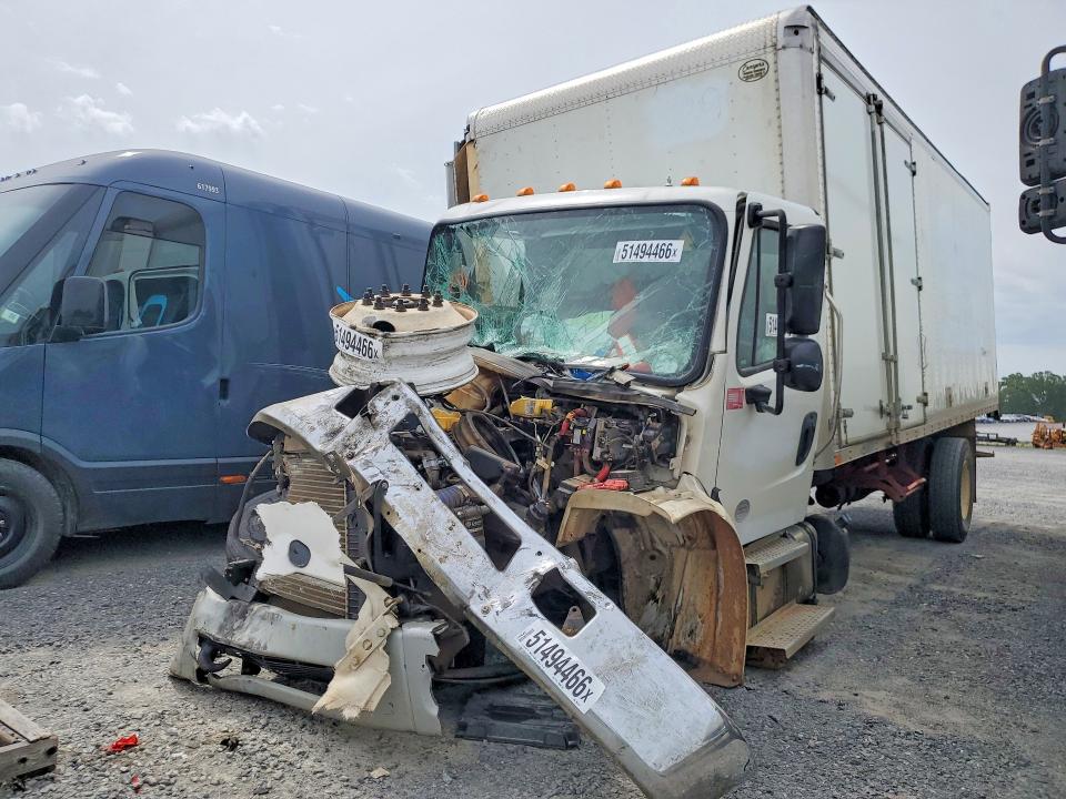 2021 Freightliner M2 VIN 3ALACWD30MDMS7652 COPART salvage auction — FRONT END, NC - SALVAGE CERTIFICATE OF TITLE, sold $1,300 on 2026-07-29 (photo 1)