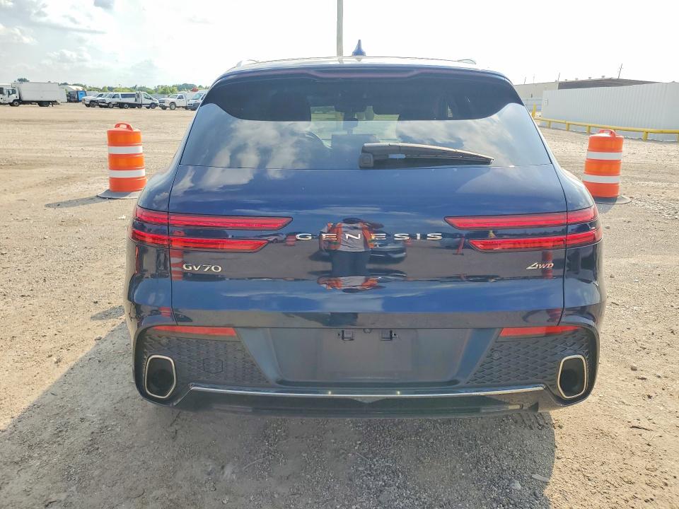 2023 Genesis Gv70 VIN KMUMADTB2PU088696 COPART salvage auction — SIDE, Tx - Salvage Vehicle Title, sold $250 on 2026-07-30 (photo 6)