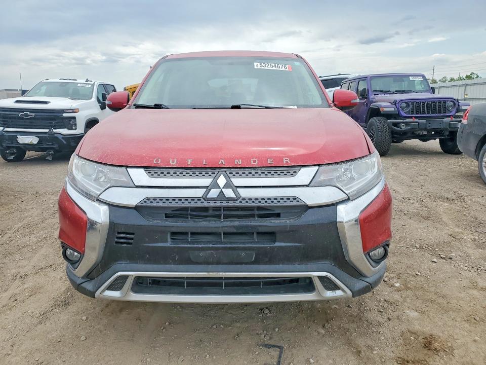 2019 Mitsubishi Outlander VIN JA4AD3A34KZ004239 COPART salvage auction — MINOR DENT/SCRATCHES, Salvage Title, sold $3,500 on 2026-08-19 (photo 5)