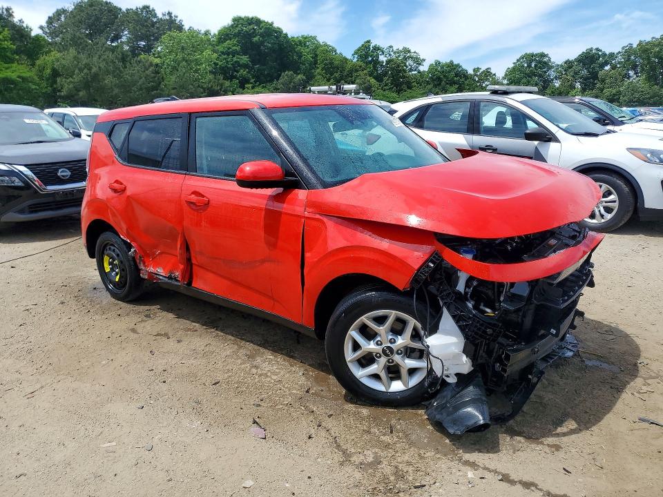 2025 Kia Soul VIN KNDJ23AU9S7256987 COPART salvage auction — FRONT END, VA - CERT OF TITLE - SALVAGE, sold $275 on 2026-07-21 (photo 4)