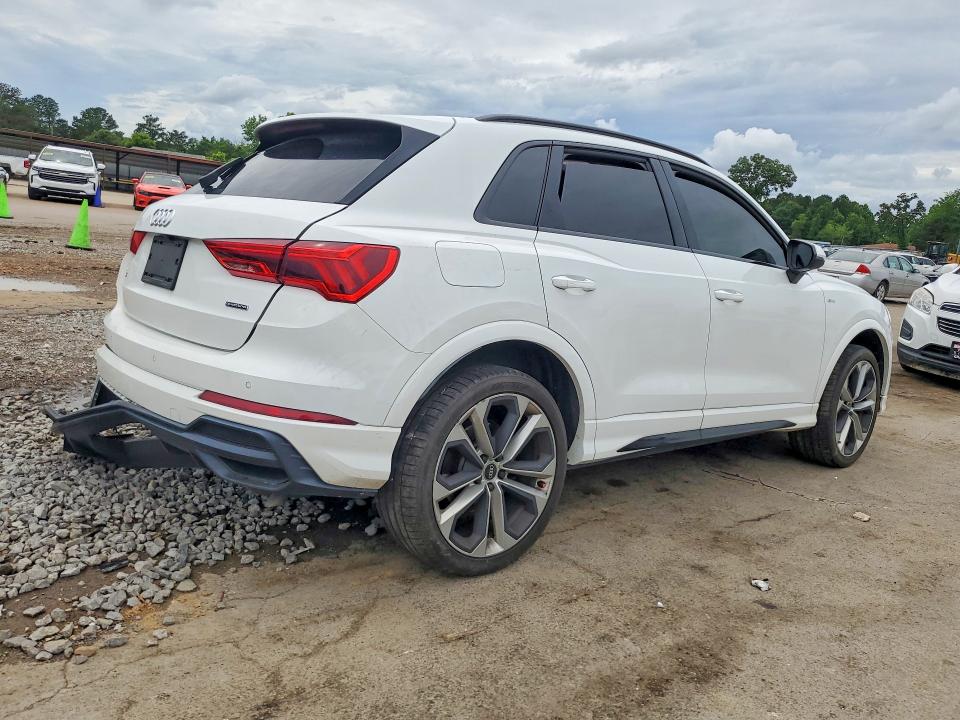 2021 Audi Q3 VIN WA1DECF35M1040588 COPART salvage auction — REAR END, MS - CERT OF TITLE-SALVAGED, sold $6,700 on 2026-07-31 (photo 3)