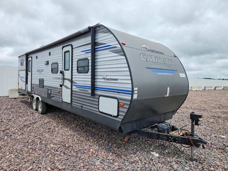 2019 Frrv VIN 5ZT2CAXB8KX014573 COPART salvage auction — ROOF, AR - CERTIFICATE OF TITLE, sold $12,300 on 2026-08-25 (photo 1)