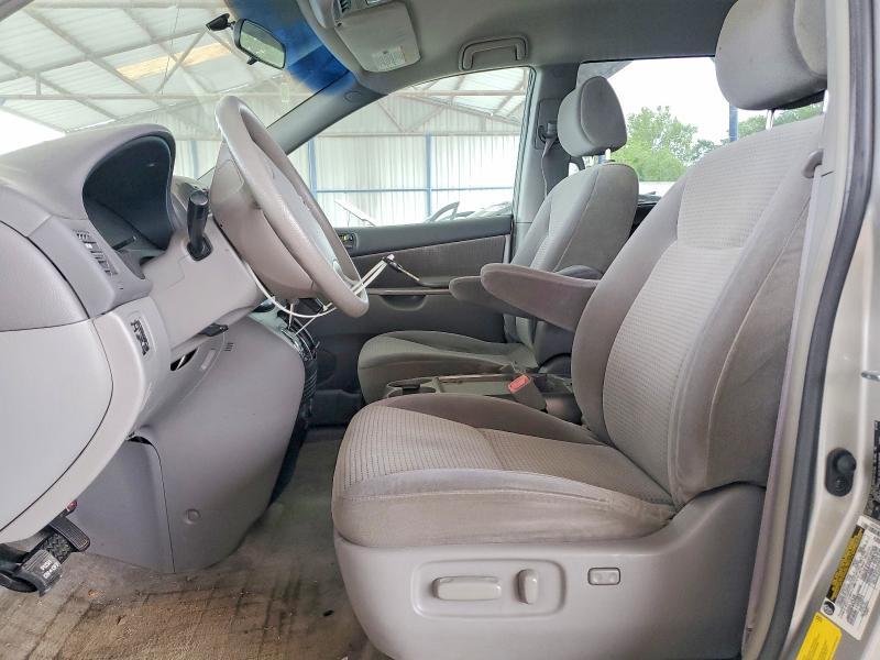 2006 Toyota Sienna VIN 5TDZA23CX6S529807 COPART salvage auction — MINOR DENT/SCRATCHES, Ga - Certificate Of Title, sold $925 on 2026-07-30 (photo 7)