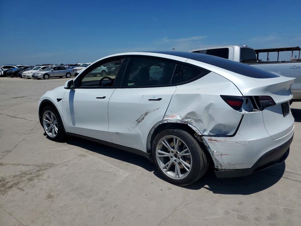 2021 Tesla VIN 5YJYGAEE6MF116092 COPART salvage auction — REAR END, Tx - Salvage Vehicle Title, sold $8,500 on 2026-07-09 (photo 2)