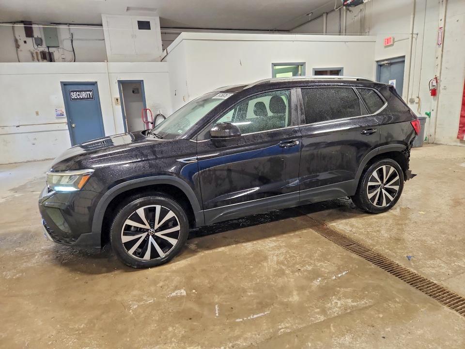 2022 Volkswagen Taos VIN 3VVLX7B2XNM056811 COPART salvage auction — REAR END, IN - CERTIFICATE OF TITLE, sold $8,100 on 2026-08-20 (photo 1)