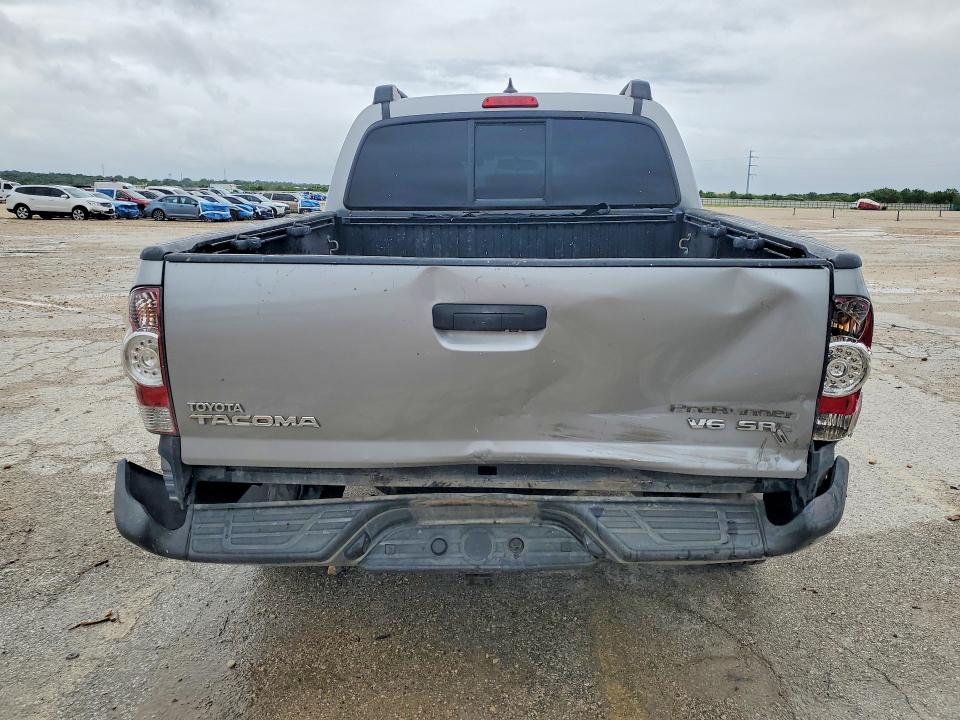 2015 Toyota Tacoma VIN 5TFJU4GN5FX079134 COPART salvage auction — REAR END, Tx - Salvage Vehicle Title, sold $5,800 on 2026-07-09 (photo 6)