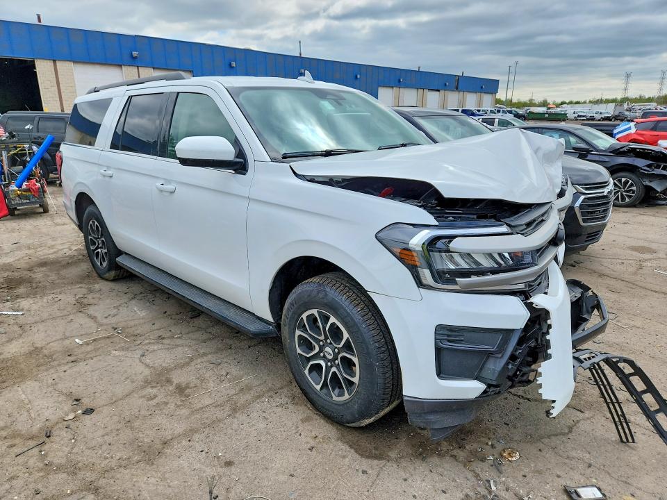 2024 Ford Expedition VIN 1FMJK1J80REA41068 COPART salvage auction — FRONT END, Fl - Cert Of Title Slvg Rebuildable, sold $9,900 on 2026-07-02 (photo 4)