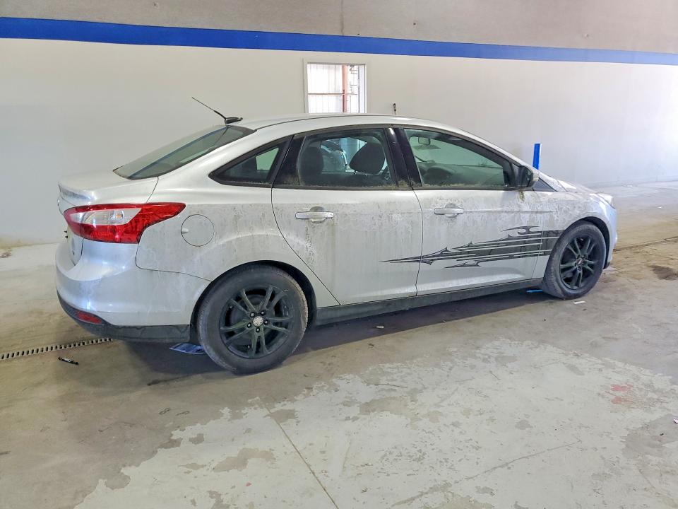 2014 Ford Focus VIN 1FADP3F22EL425089 COPART salvage auction — NORMAL WEAR, Va - Certificate Of Title, sold $1,350 on 2026-07-03 (photo 3)