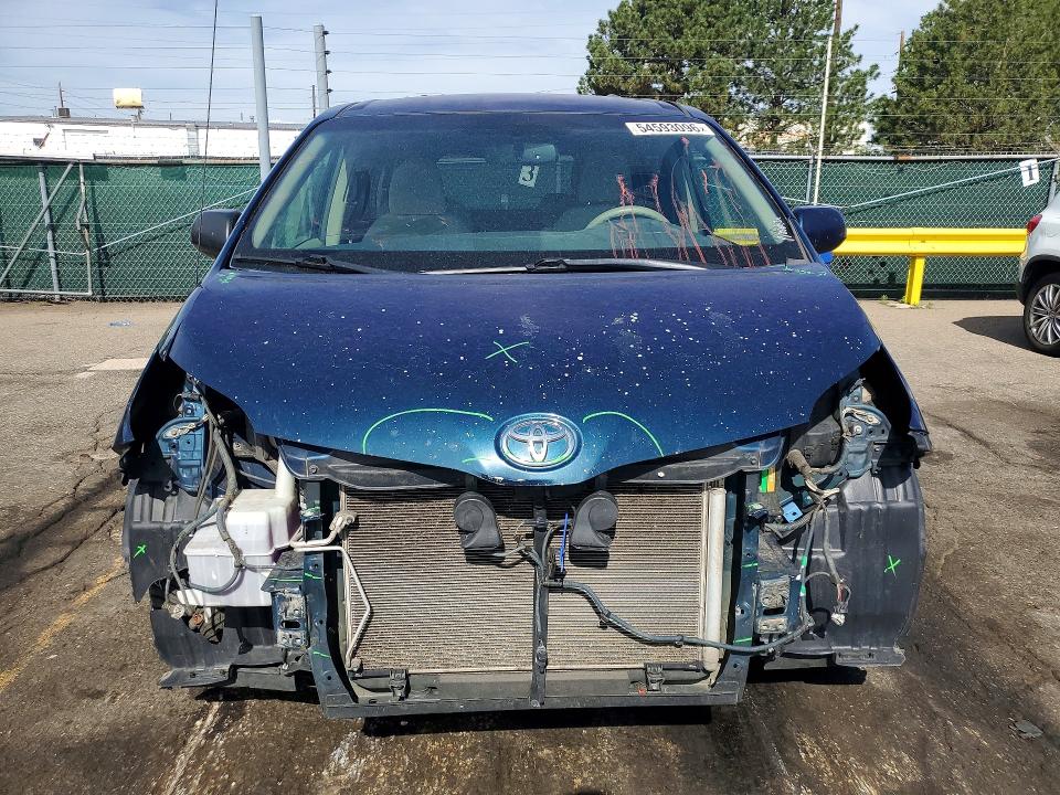 2012 Toyota Sienna VIN 5TDKK3DC1CS273121 COPART salvage auction — FRONT END, Co - Public - Salvage Title, sold $1,950 on 2026-07-16 (photo 5)