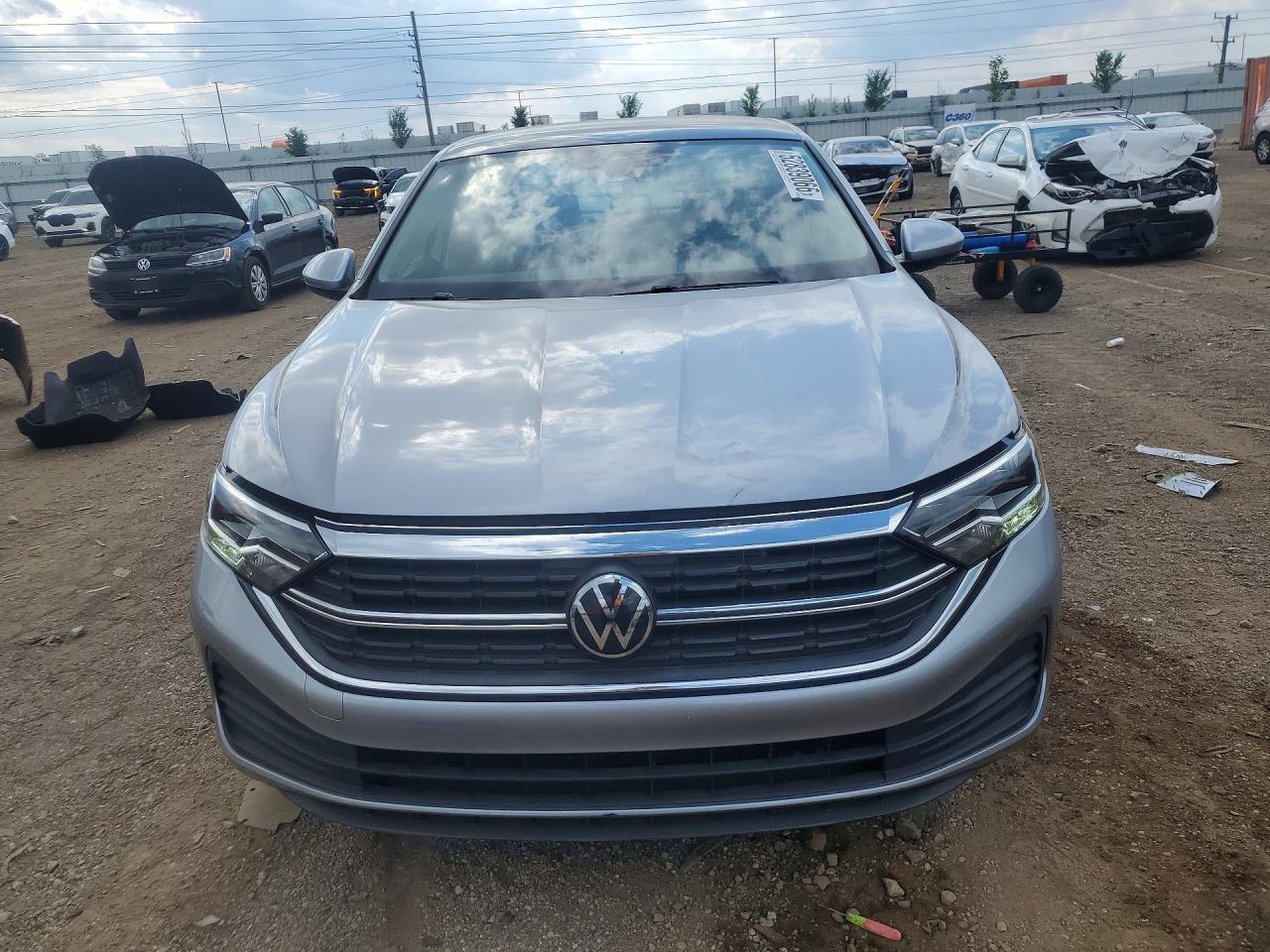 2024 Volkswagen Jetta VIN 3VW7M7BU4RM093575 COPART salvage auction — Rear End, IL - SALVAGE CERTIFICATE, sold $5,800 on 2026-07-09 (photo 5)