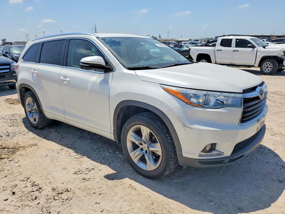 2014 Toyota VIN 5TDYKRFH0ES035818 COPART salvage auction — SIDE, Tx - Salvage Vehicle Title, sold $6,600 on 2026-07-17 (photo 4)