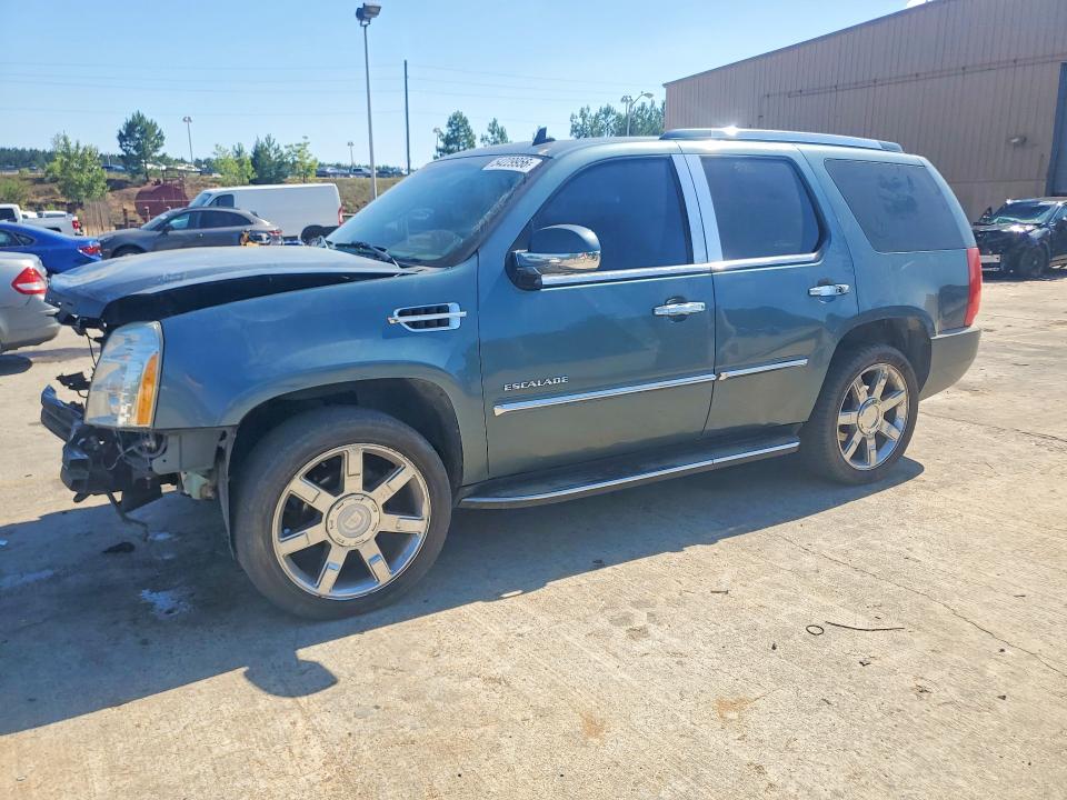 2008 Cadillac Escalade VIN 1GYEC63848R145075 — COPART salvage auction photo