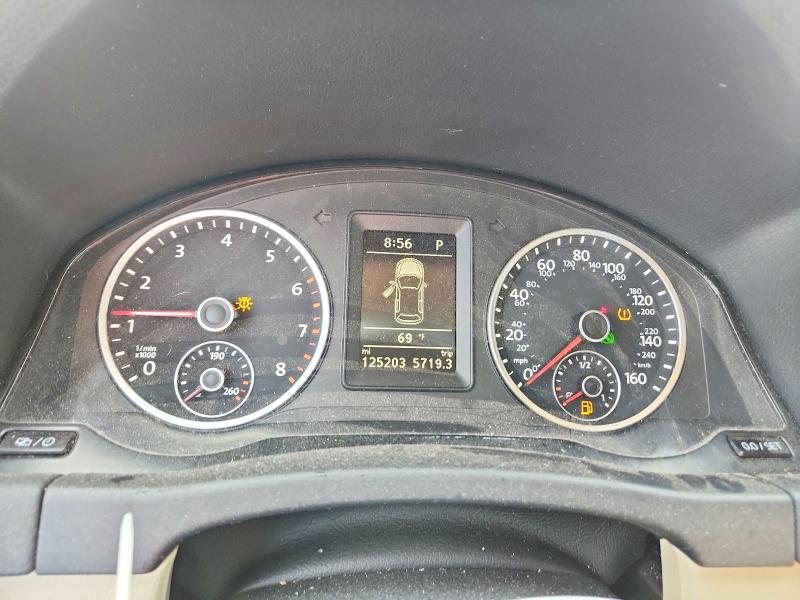 2017 Volkswagen Tiguan VIN WVGAV7AX8HK027467 COPART salvage auction — HAIL, Mo - Salvage Certificate Of Title, sold $1,550 on 2026-07-27 (photo 9)
