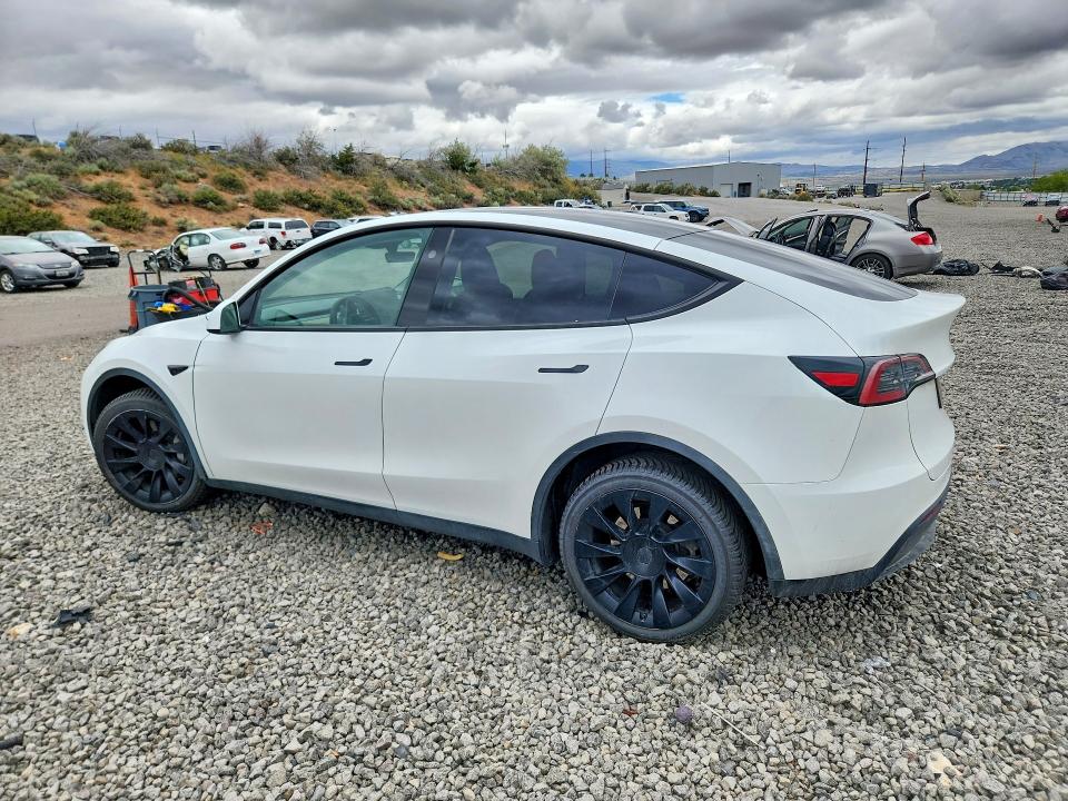 2023 Tesla Model y VIN 7SAYGDEE2PF895726 COPART salvage auction — FRONT END, Nv - Salvage Title, sold $9,700 on 2026-07-30 (photo 2)