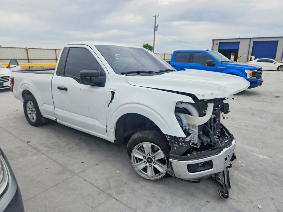 2025 Ford F-150 lightning VIN 1FTMF1L53SKD23902 COPART salvage auction — ALL OVER, Tx - Salvage Vehicle Title, sold $5,300 on 2026-07-03 (photo 4)
