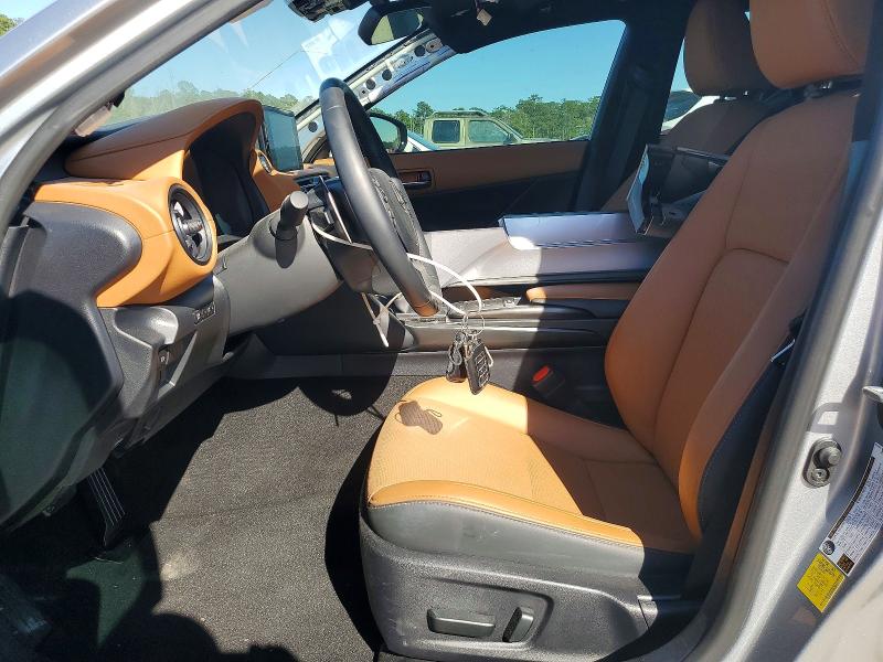 2024 Lexus Is VIN JTHCA1D22R5129917 COPART salvage auction — REAR END, Sc - Cert Of Title-Salvage, sold $16,000 on 2026-07-29 (photo 7)
