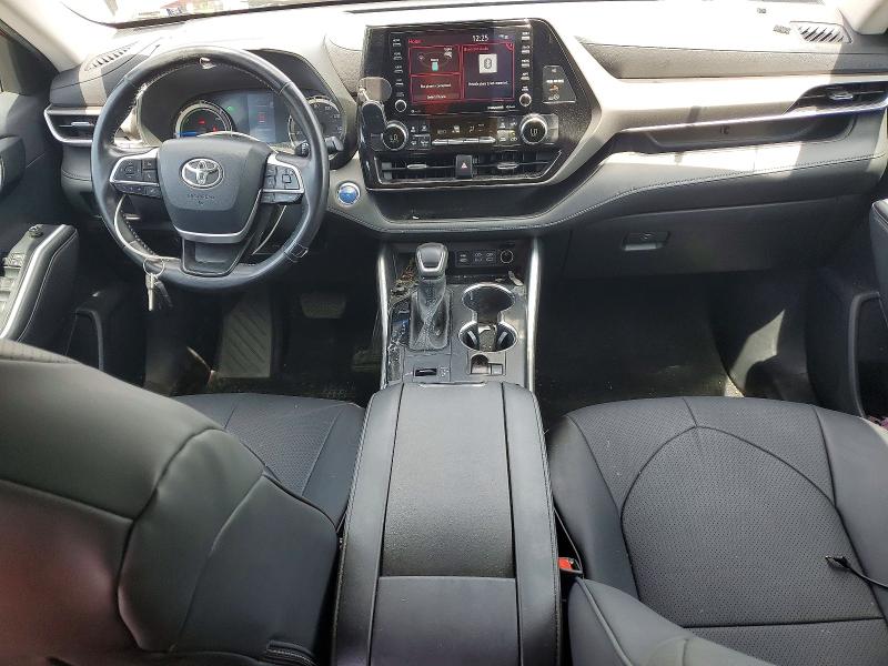 2022 Toyota Highlander VIN 5TDBBRCH9NS561293 COPART salvage auction — FRONT END, Salvage Title, sold $9,500 on 2026-07-31 (photo 8)
