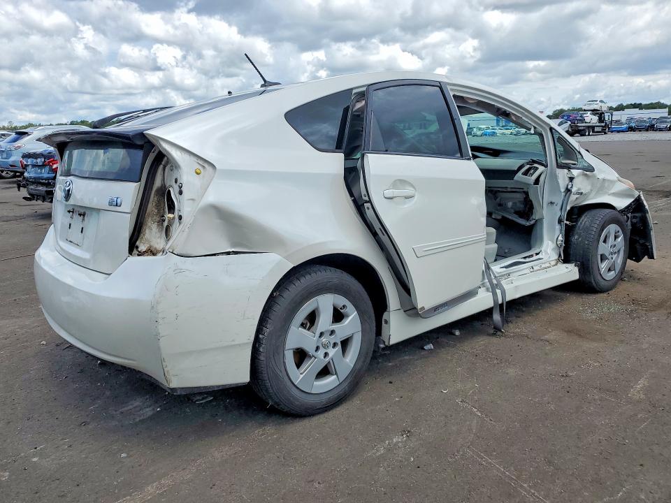 2011 Toyota Prius VIN JTDKN3DU5B5323152 COPART salvage auction — SIDE, FL - CERTIFICATE OF DESTRUCTION, sold $450 on 2026-07-13 (photo 3)