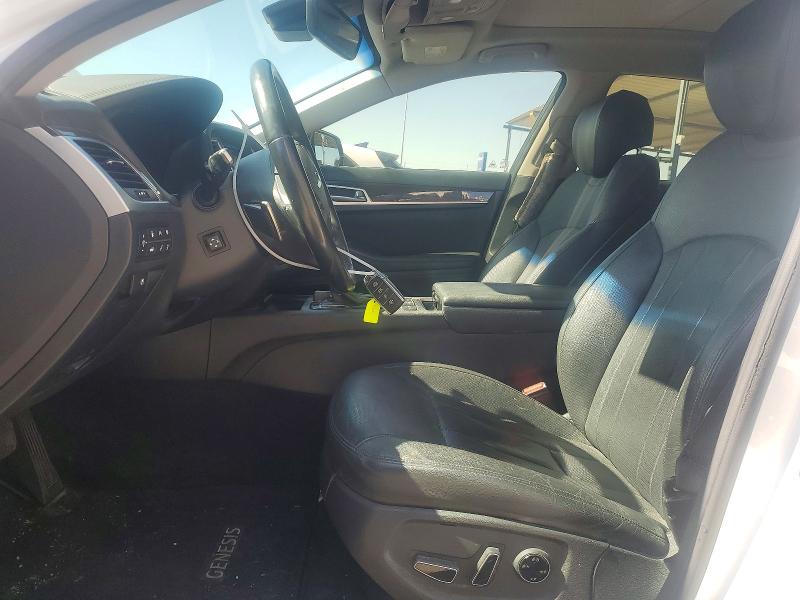 2018 Genesis G80 VIN KMHGN4JE8JU238007 COPART salvage auction — MINOR DENT/SCRATCHES, Tx - Salvage Vehicle Title, sold $2,650 on 2026-07-31 (photo 7)