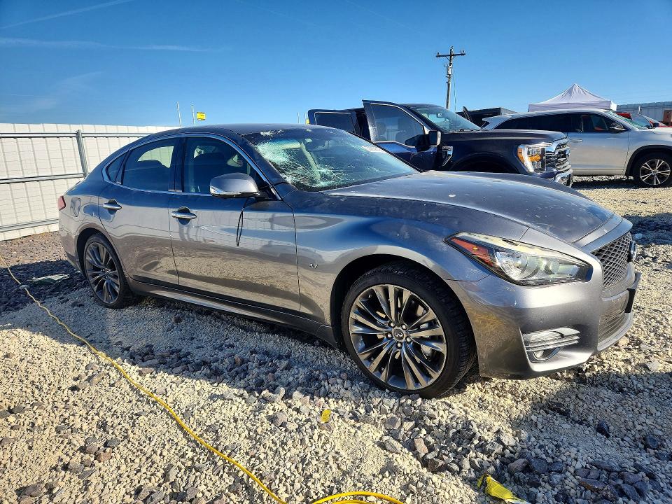 2017 Infiniti Q70 VIN JN1BY1ARXHM770010 COPART salvage auction — HAIL, MO - SALVAGE CERTIFICATE OF TITLE, sold $2,950 on 2026-07-29 (photo 4)