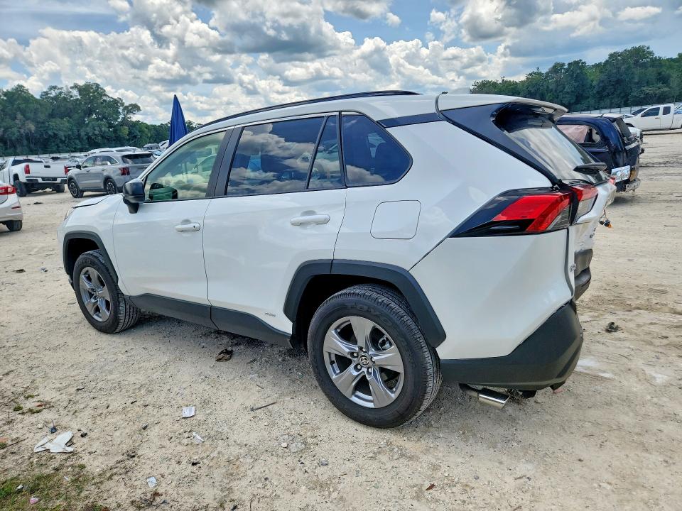 2025 Toyota Rav 4 VIN JTMLWRFV3SD331492 COPART salvage auction — REAR END, Fl - Cert Of Title Slvg Rebuildable, sold $6,800 on 2026-07-14 (photo 2)