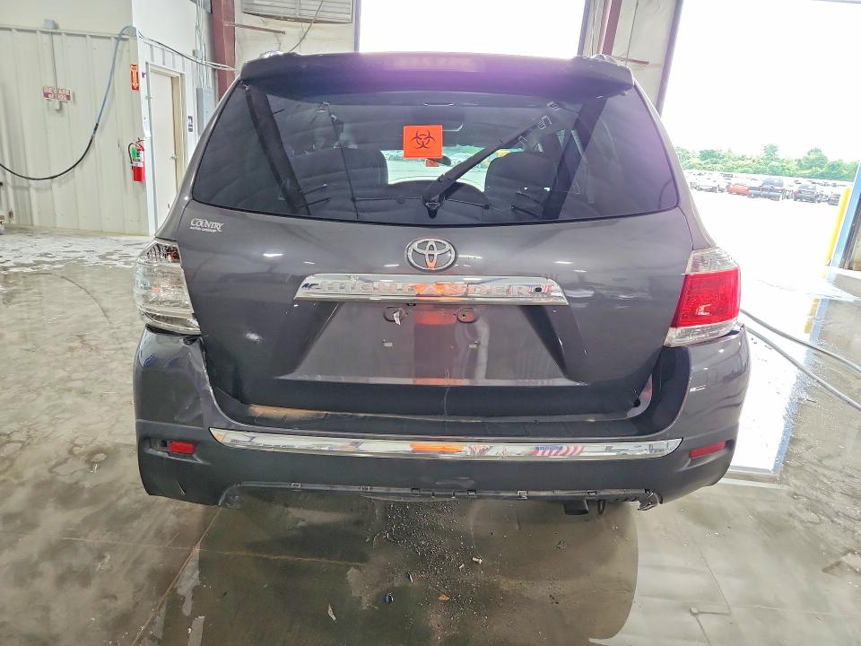 2011 Toyota Highlander VIN 5TDZA3EH2BS008041 COPART salvage auction — FRONT END, Il - Salvage Certificate, sold $1,400 on 2026-07-20 (photo 6)
