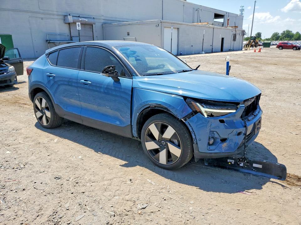 2022 Volvo VIN YV4ED3GB2N2004160 COPART salvage auction — FRONT END, Va - Cert Of Title - Salvage, sold $13,800 on 2026-07-22 (photo 4)