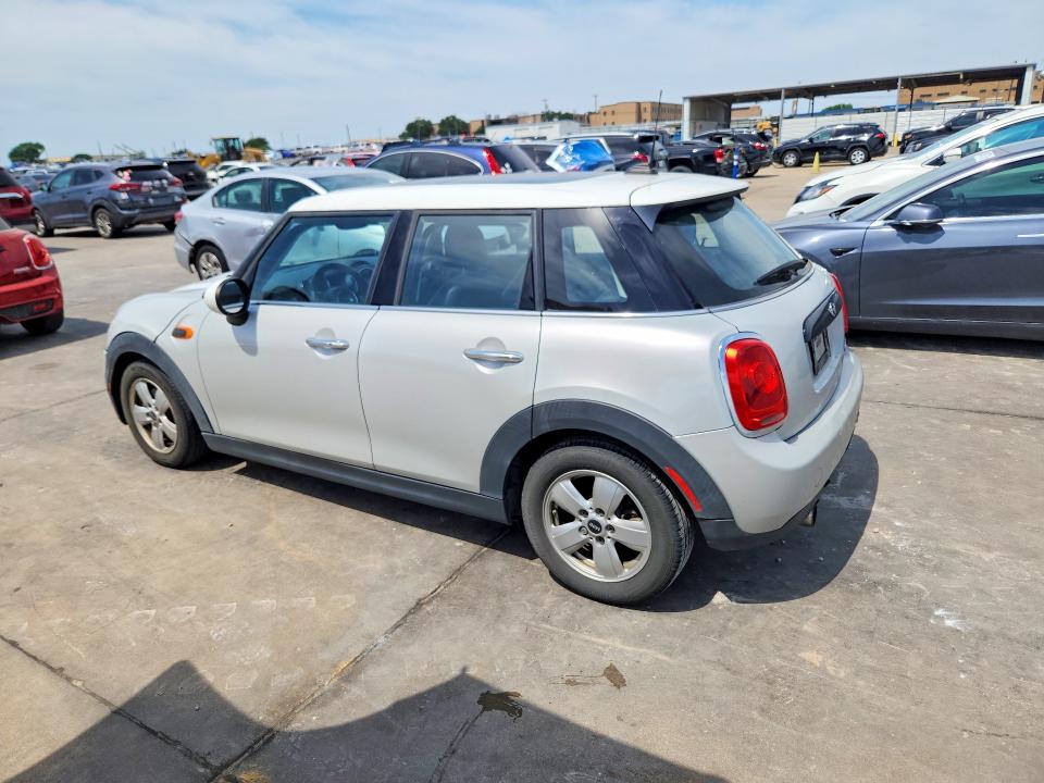 2017 Mini VIN WMWXU1C59H2E17410 COPART salvage auction — FRONT END, Tx - Salvage Vehicle Title, sold $1,600 on 2026-08-06 (photo 2)