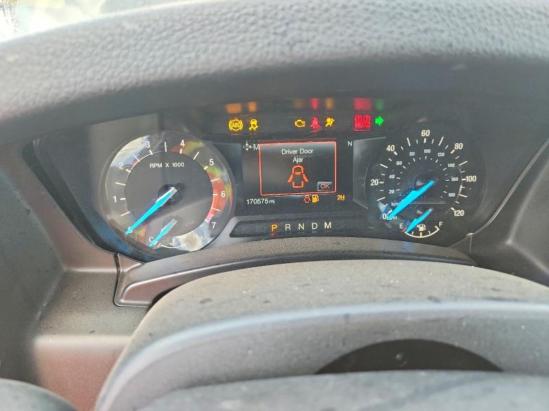 2017 Ford Expedition VIN 1FMJK1JT5HEA12958 COPART salvage auction — FRONT END, CA - SALVAGE CERTIFICATE, sold $525 on 2026-07-09 (photo 9)