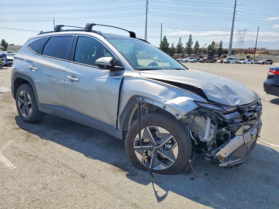 2025 Hyundai Tucson VIN KM8JCDD16SU381480 COPART salvage auction — FRONT END, Ca - Salvage Certificate, sold $13,000 on 2026-07-28 (photo 4)