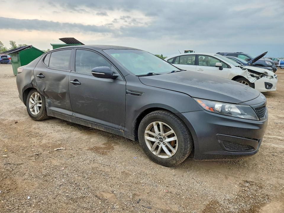 2011 Kia Optima VIN KNAGM4A76B5145925 COPART salvage auction — SIDE, Il - Salvage Certificate, sold $350 on 2026-07-02 (photo 4)