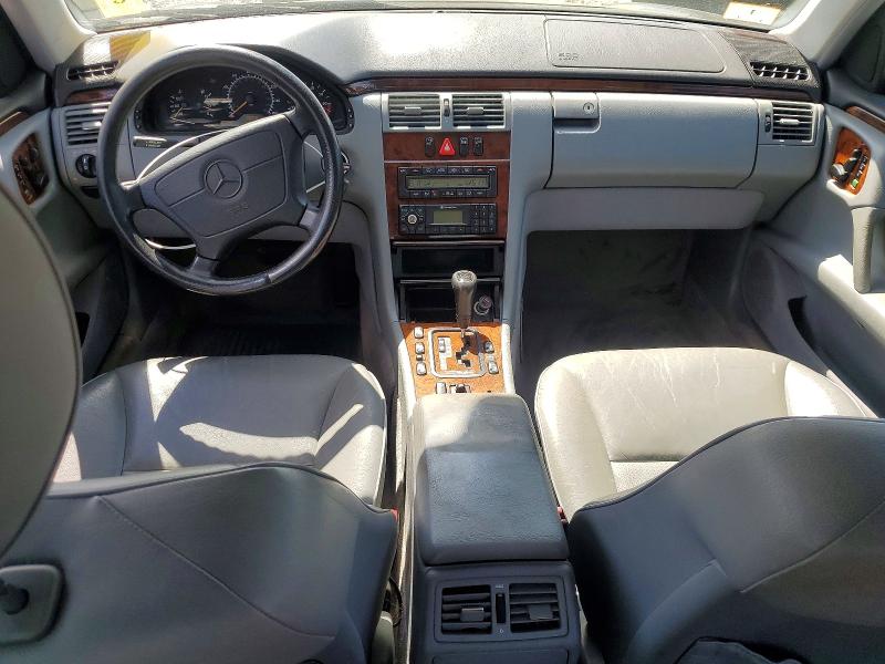1999 Mercedes-benz E-class VIN WDBJF65H8XA770275 COPART salvage auction — REAR END, Ma - Cert Of Title-Reconstrctd Coll, sold $475 on 2026-07-06 (photo 8)