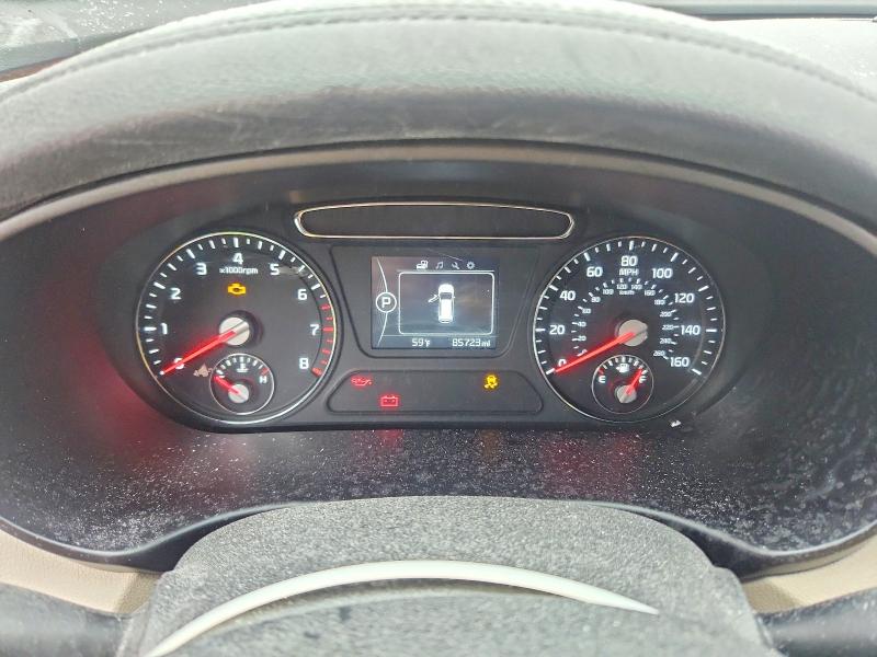 2017 Kia Sorento VIN 5XYPG4A33HG322373 COPART salvage auction — VANDALISM, Md - Cert Of Salvage > 75% Damage, sold $2,150 on 2026-07-10 (photo 9)