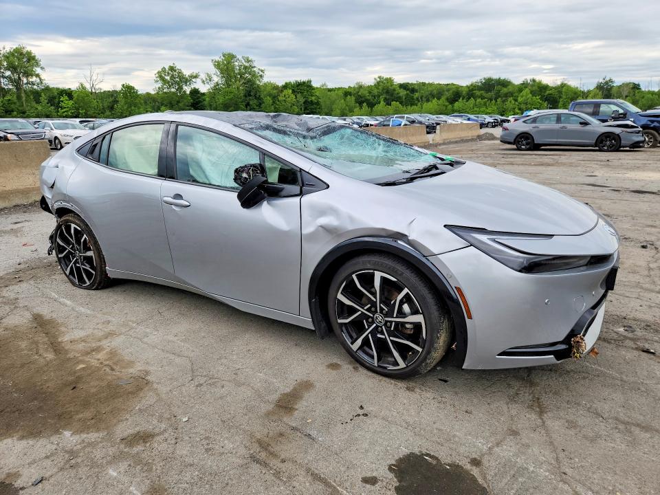 2025 Toyota Prius VIN JTDACACU1S3043473 COPART salvage auction — ROLLOVER, Ny - Mv-907A Salvage Certificate, sold $3,200 on 2026-07-16 (photo 4)
