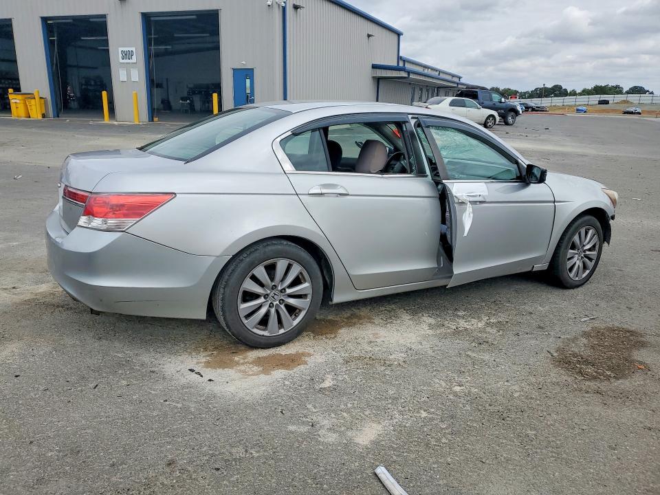 2011 Honda Accord VIN 1HGCP2E72BA047801 COPART salvage auction — FRONT END, Ca - Salvage Certificate, sold $475 on 2026-07-09 (photo 3)
