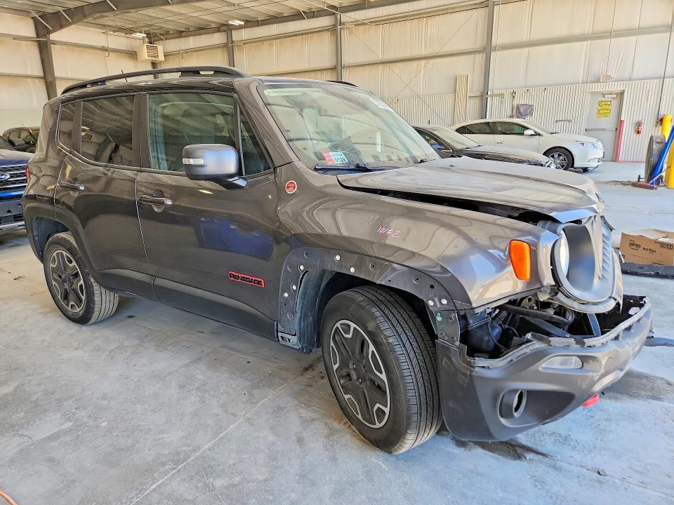 2017 Jeep Renegade VIN ZACCJBCB2HPG11284 COPART salvage auction — FRONT END, Ne - Cert Of Title-Salvage, sold $625 on 2026-08-18 (photo 4)