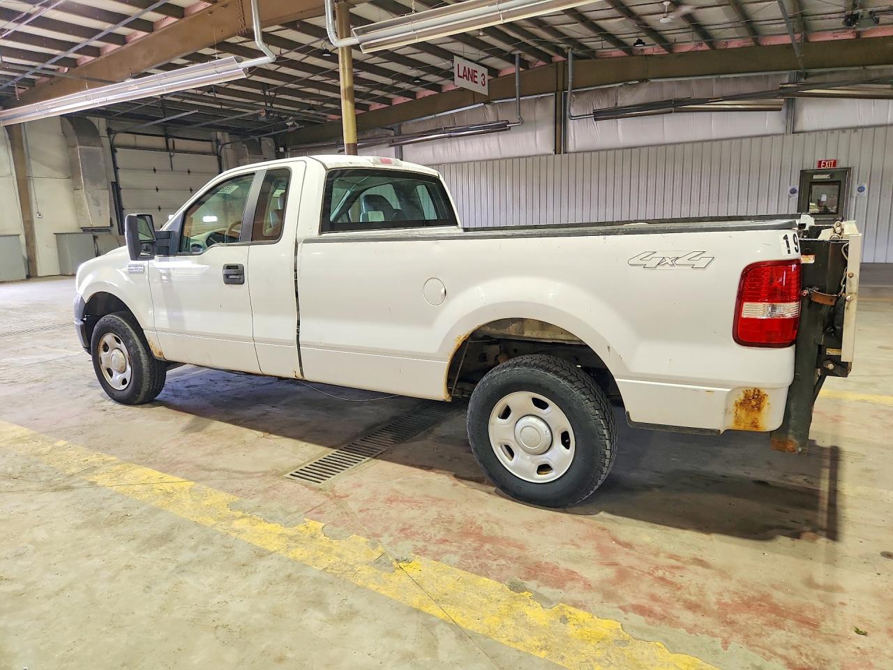 2007 Ford F-150 lightning VIN 1FTRF14WX7NA82164 COPART salvage auction — Rear End, VA - CERT OF TITLE - SALVAGE, sold $1,150 on 2026-06-09 (photo 2)