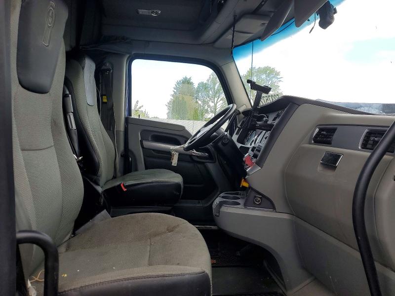 2020 Kenworth Construction VIN 1XKYD49X4LJ354492 COPART salvage auction — FRONT END, IN - CERT OF TITLE-SALVAGE TITLE (P), sold $10,900 on 2026-07-30 (photo 5)