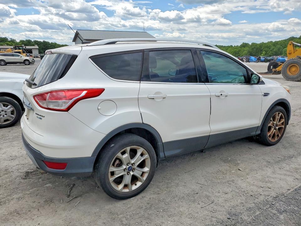 2014 Ford Escape VIN 1FMCU9J91EUC54010 COPART salvage auction — MECHANICAL, Mt - Certificate Of Title, sold $450 on 2026-07-09 (photo 3)