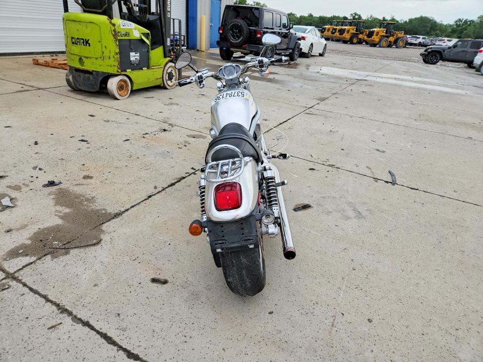 2002 Harley-davidson Night rod special VIN 1HD1HAZ102K804030 COPART salvage auction — MINOR DENT/SCRATCHES, IL - SALVAGE CERTIFICATE, sold $2,300 on 2026-07-06 (photo 4)