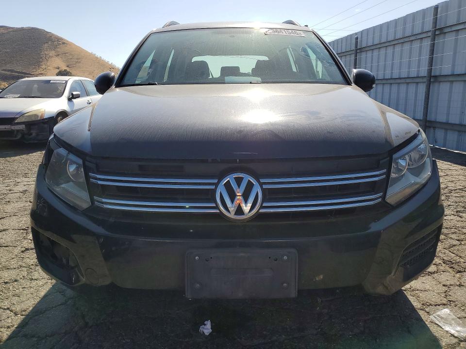 2017 Volkswagen VIN WVGAV7AXXHK041967 COPART salvage auction — MINOR DENT/SCRATCHES, Ca - Dis/Dlr/Exp Only Clean Title, sold $1,750 on 2026-07-16 (photo 5)