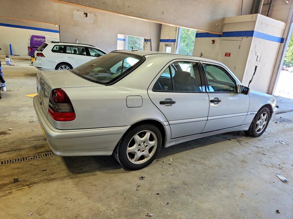 2000 Mercedes-benz C-klasse VIN WDBHA24G1YA858021 COPART salvage auction — SIDE, Va - Cert Of Title - Salvage, sold $725 on 2026-07-17 (photo 3)