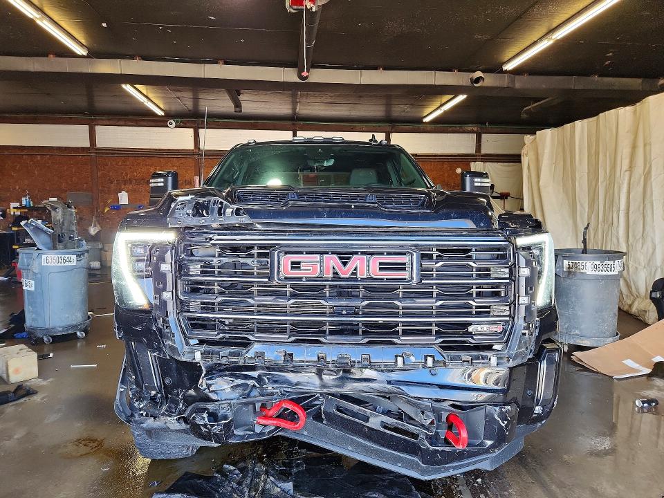 2024 Gmc SIERRA VIN 1GT49PEY5RF117520 COPART salvage auction — FRONT END, Or - Salvage Title Certificate, sold $29,500 on 2026-07-30 (photo 5)